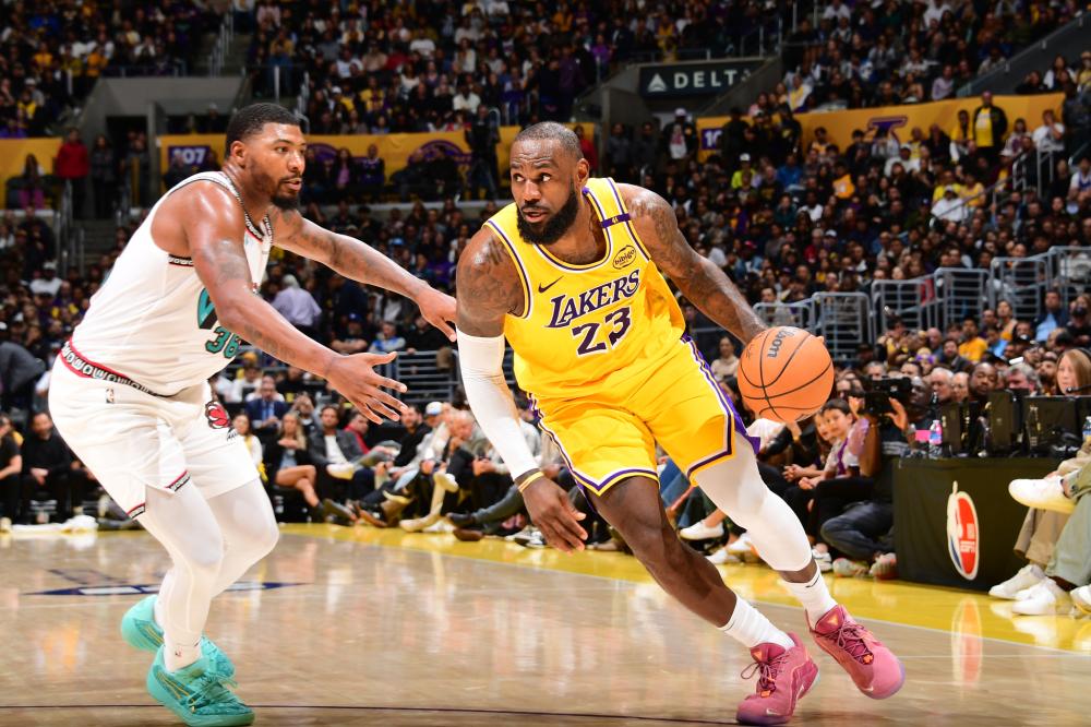 更是中国西 更是中国西